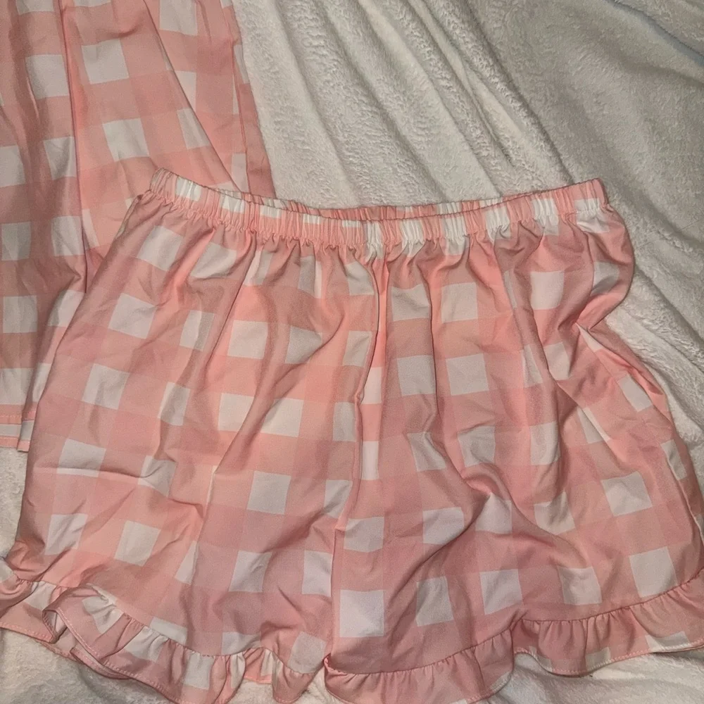 Pink Gingham Set - Picture 2 of 5